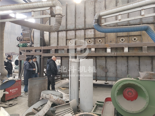客戶這次參觀木材5G影院天天爽入口為將來合作奠定了基礎